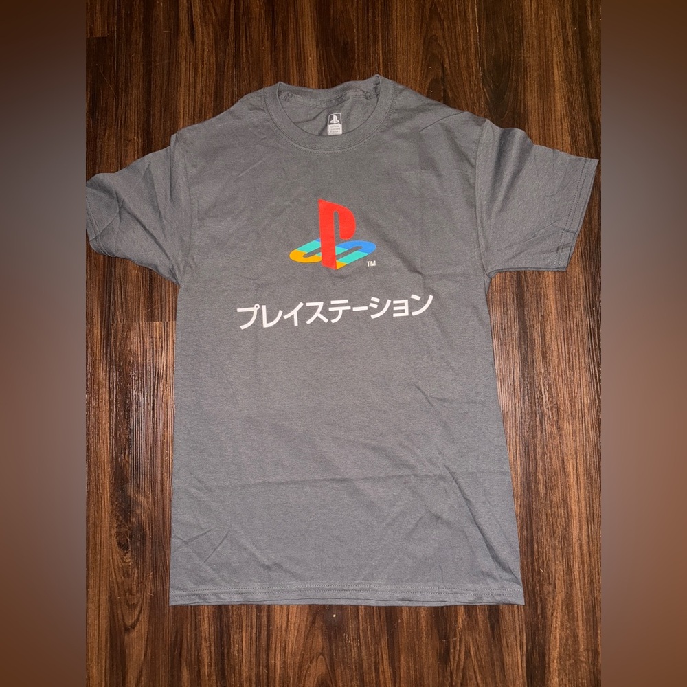 New without tags Mens gray Japanese PlayStation t shirt size Small